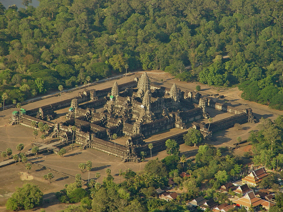 ANGKOR WAT TEMPLE COMPLEX